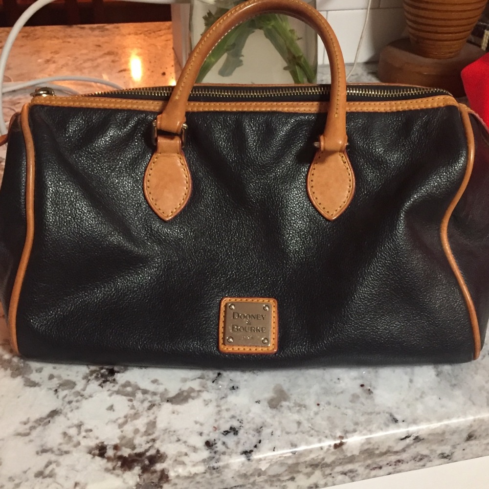 Dooney & Bourke bag